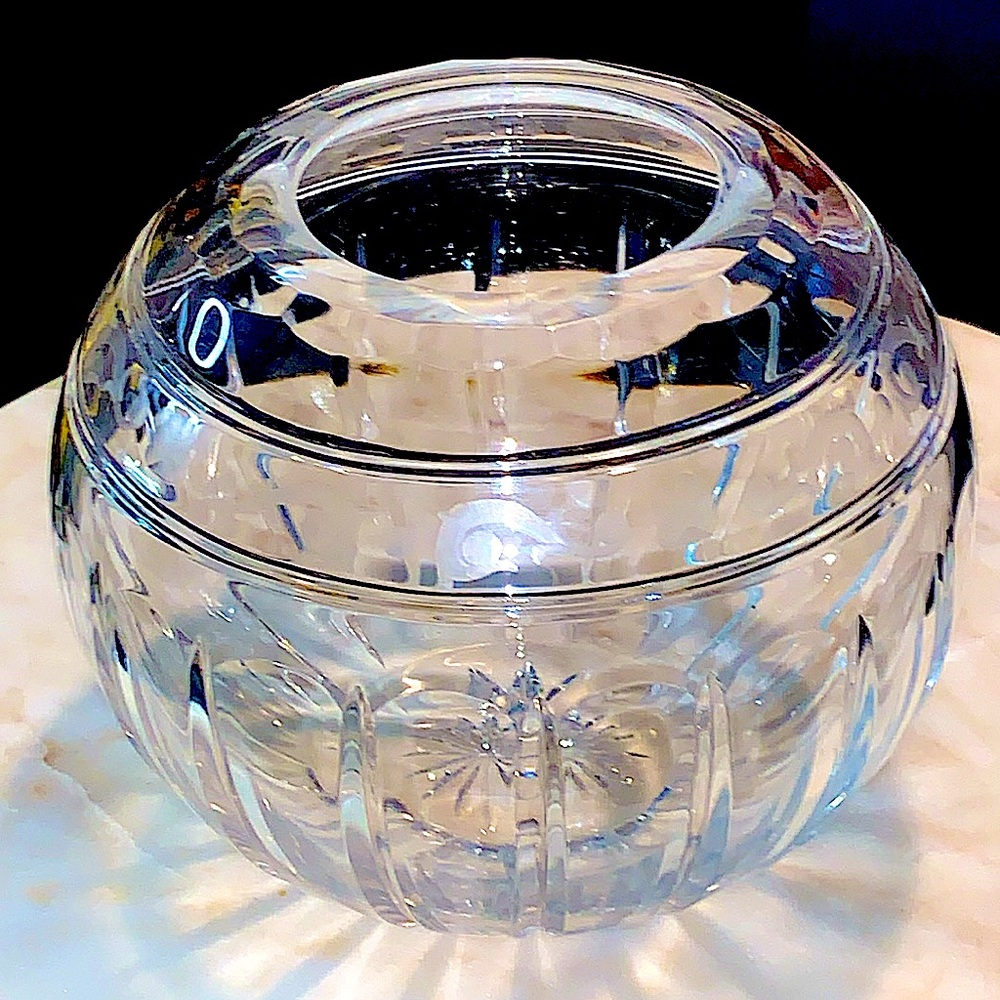 WEDGWOOD MONARCH ROSE BOWL CRYSTAL VINTAGE 7 INCH ROUND - Picture 4 of 12